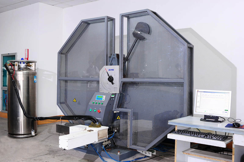 ماشین تست ضربه